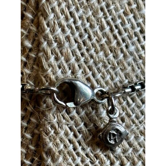 DAVID YURMAN Chalcedony Quatrefoil Diamond Drop Pendant Necklace - Picture 4 of 5